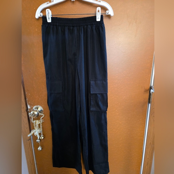 WOMEN'S BLACK RELAXED UTILITY PANTS SIZE SMALL - Picture 3 of 6